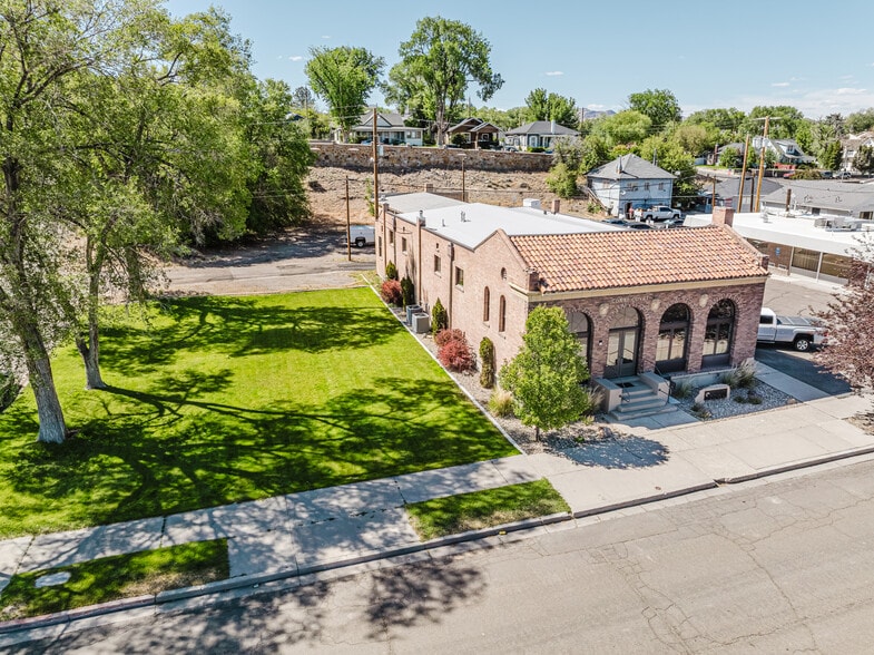 More Photos Of 421 Court St, Elko Serviced Offices For Sale