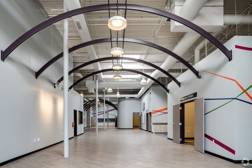 More Photos Of 4655-4741 Washtenaw Ave, Ann Arbor Freestanding For Lease