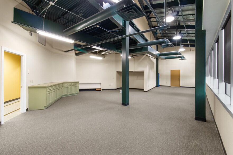 More Photos Of 1920 W Villa Maria Rd, Bryan Medical For Lease