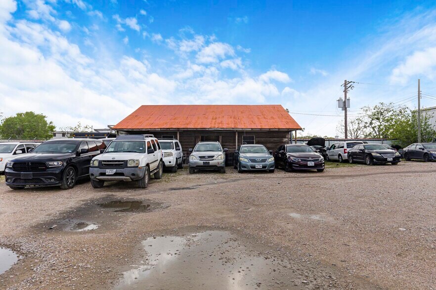 More Photos Of 4008 Avenue H, Rosenberg Land For Sale