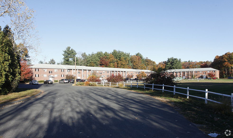 Primary Photo Of 134 College Hwy, Southampton Apartments For Sale