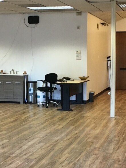 More Photos Of 3845-3885 Beacon Ave, Fremont Medical For Sale