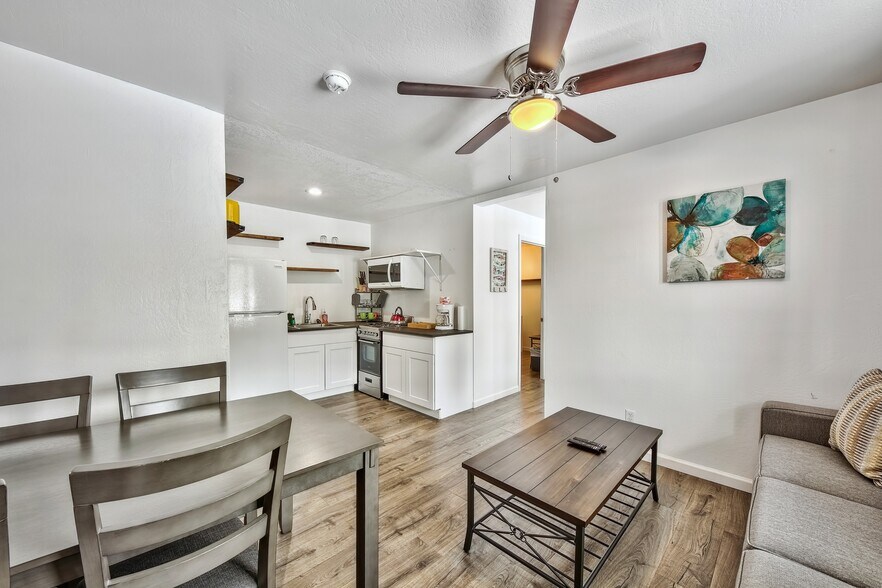 More Photos Of 3994 Pine Blvd, South Lake Tahoe Hotel For Sale