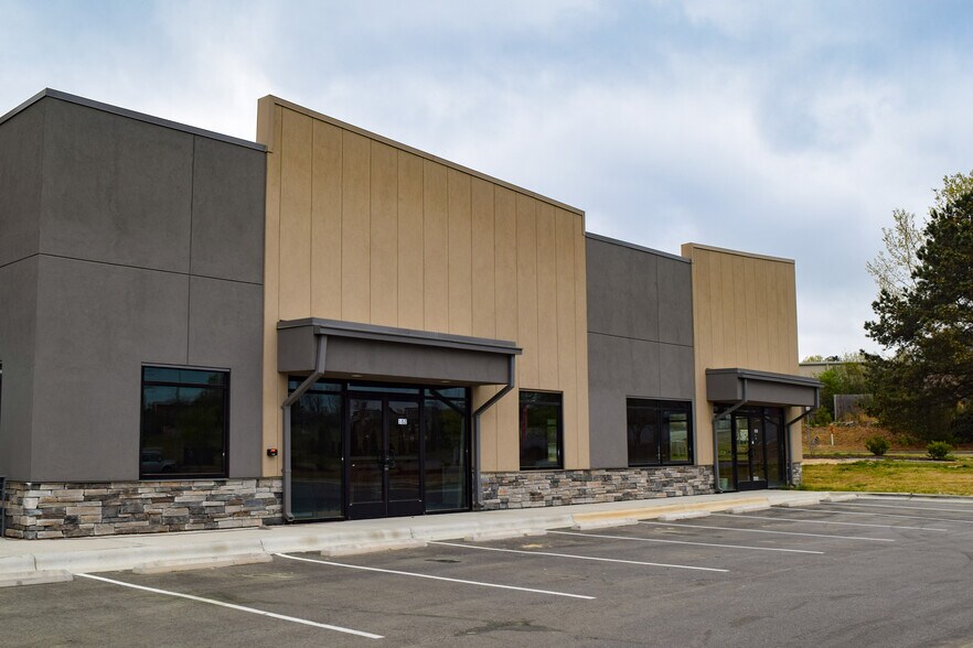 More Photos Of 164 Bratton Dr, Garner Office For Lease