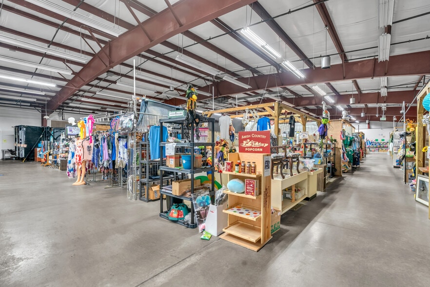 More Photos Of , Elkhart Unknown For Sale