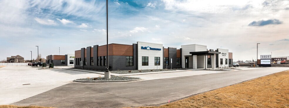 More Photos Of 4303-4399 S Columbia Rd, Grand Forks Medical For Sale