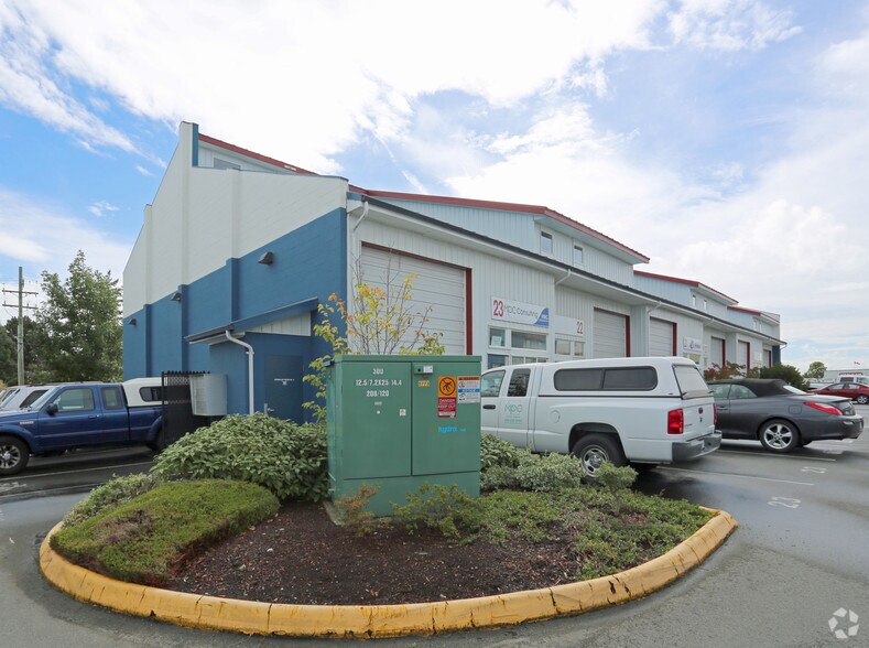 More Photos Of 2075 W Henry Ave, Sidney Service For Sale