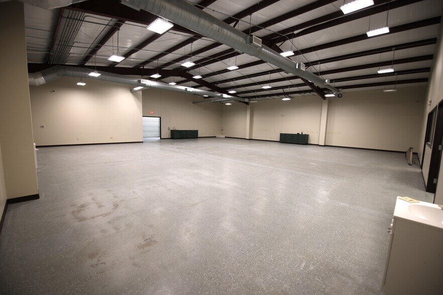 More Photos Of 401 Industrial, Nash Warehouse For Lease