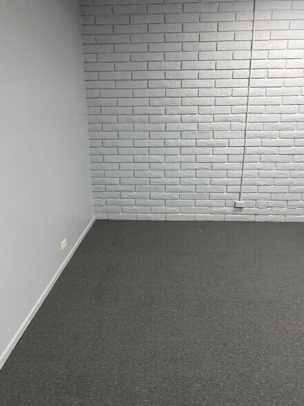 More Photos Of 45902 Oasis St, Indio Medical For Lease