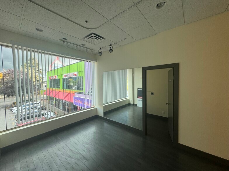 More Photos Of 4231 Hazelbridge Way, Richmond Storefront Retail Office For Lease