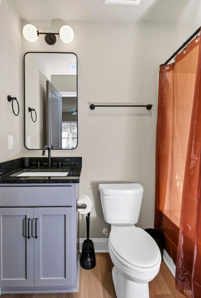 More Photos Of 816 Shull St, West Columbia Apartments For Sale