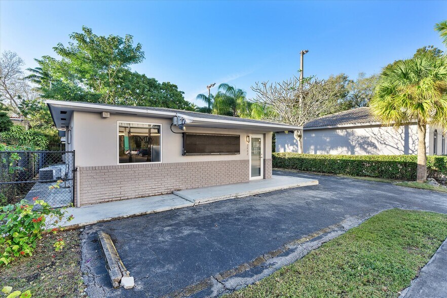 More Photos Of 2482 Secoffee Ter, Coconut Grove Medical For Lease