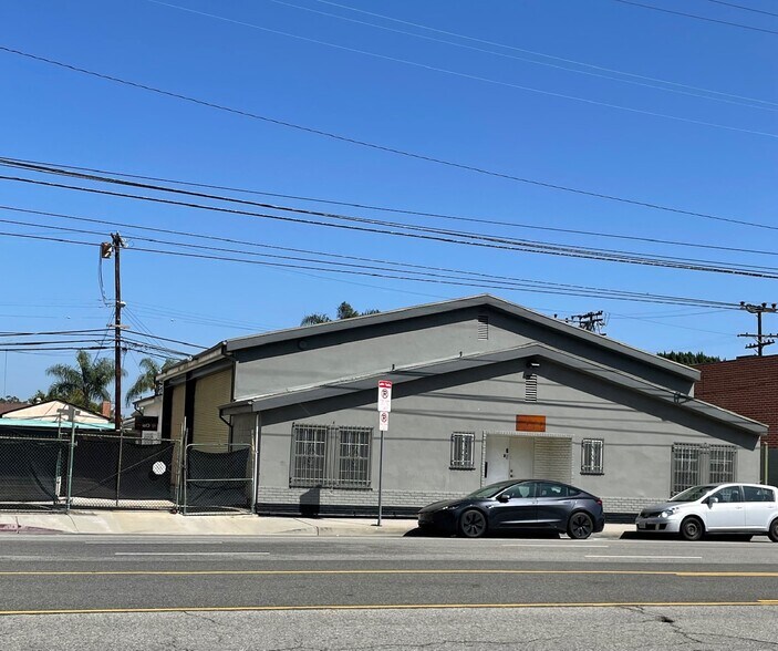More Photos Of 12031 Jefferson Blvd, Culver City Warehouse For Lease