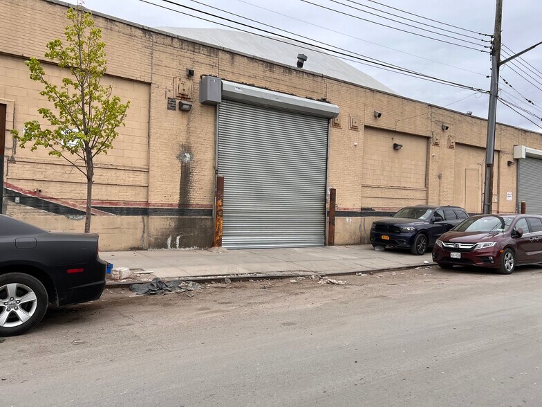 More Photos Of 220 Manida St, Bronx Industrial For Lease