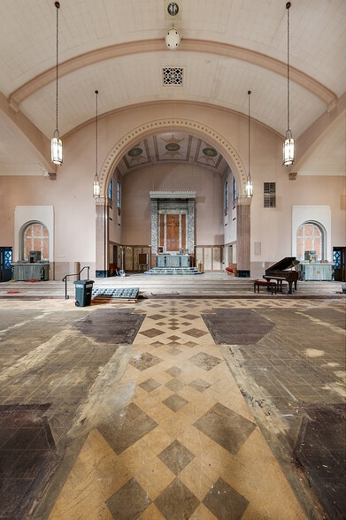 More Photos Of 22201 Woodward Ave, Ferndale Religious Facility For Sale