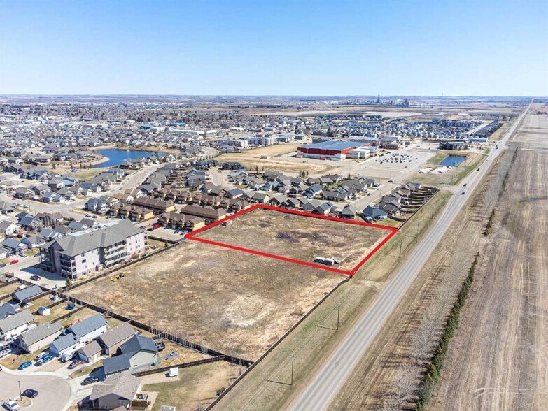 More Photos Of 1307 53 Avenue, Lloydminster Land For Sale