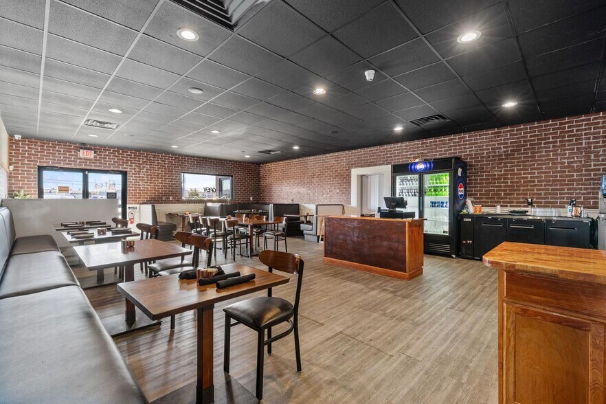More Photos Of 1716 W Andrew Johnson Hwy, Morristown Restaurant For Sale