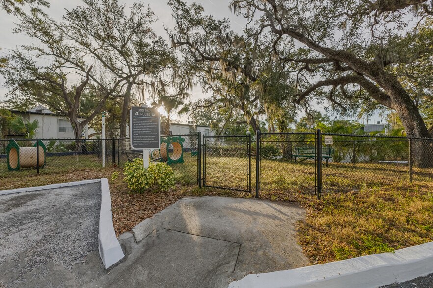 More Photos Of 2690 Drew St, Clearwater Apartments For Sale