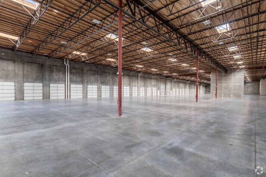 More Photos Of 1774 Pan American St, Calexico Warehouse For Lease