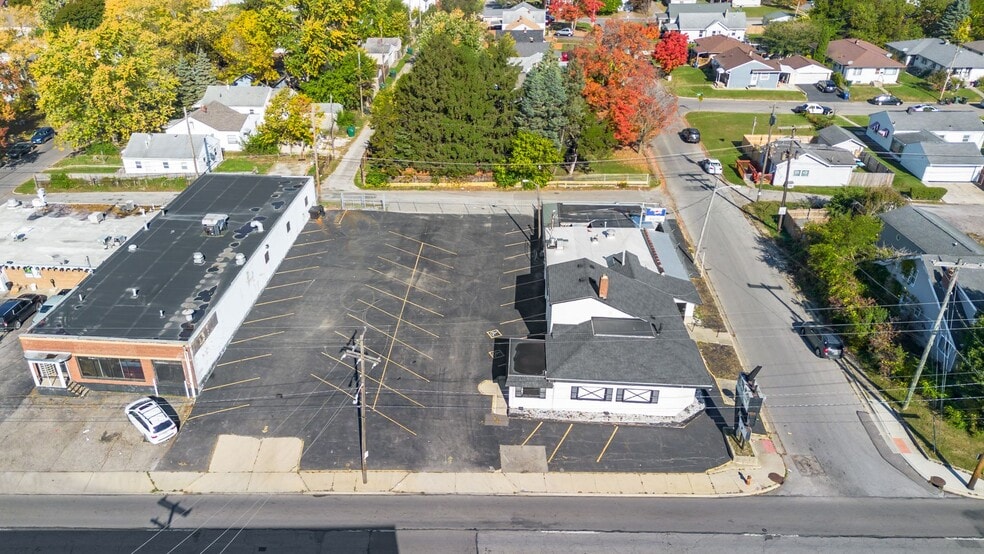More Photos Of 1662 W Mound St, Columbus Restaurant For Sale
