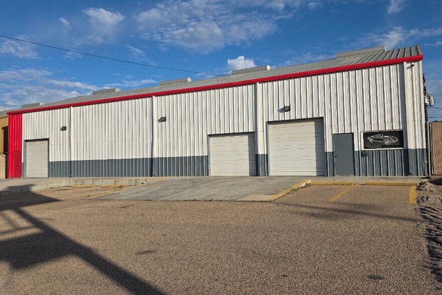 More Photos Of 9916 US-290, Austin Flex For Lease