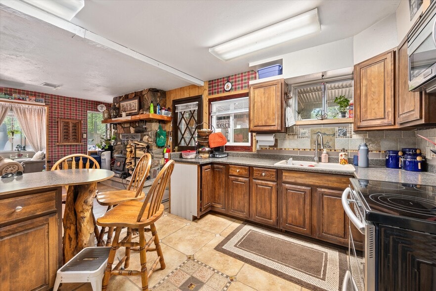 More Photos Of 33040 Poudre Canyon Rd, Bellvue Trailer Camper Park For Sale