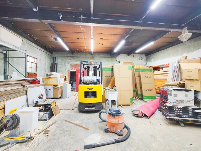 More Photos Of 80-12 51st Ave, Elmhurst Warehouse For Sale