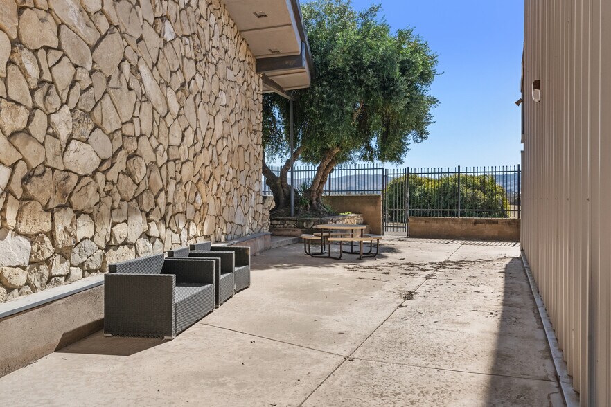 More Photos Of 3510 Black Rd, Santa Maria Warehouse For Sale