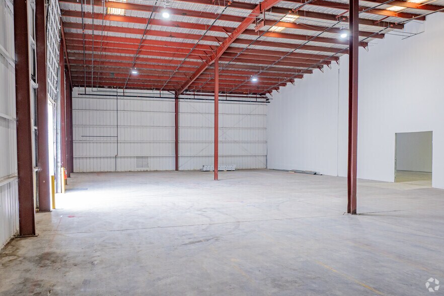 More Photos Of 1001 Bridge St, Fuquay Varina Unknown For Lease