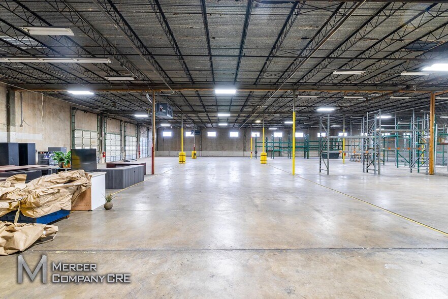 More Photos Of 3300 N Santa Fe Ave, Oklahoma City Warehouse For Sale