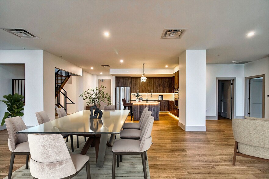 More Photos Of 99 W Saint Clair Ave, Cleveland Apartments For Lease