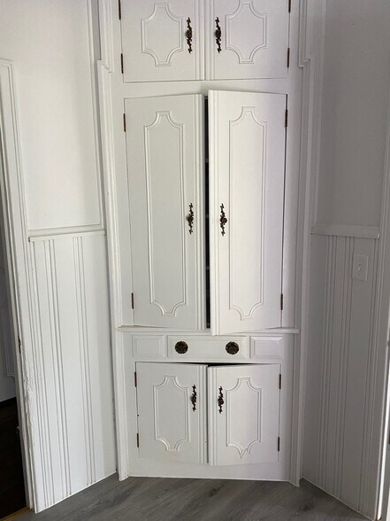 More Photos Of 877 Ludlow, Cincinnati Apartments For Sale