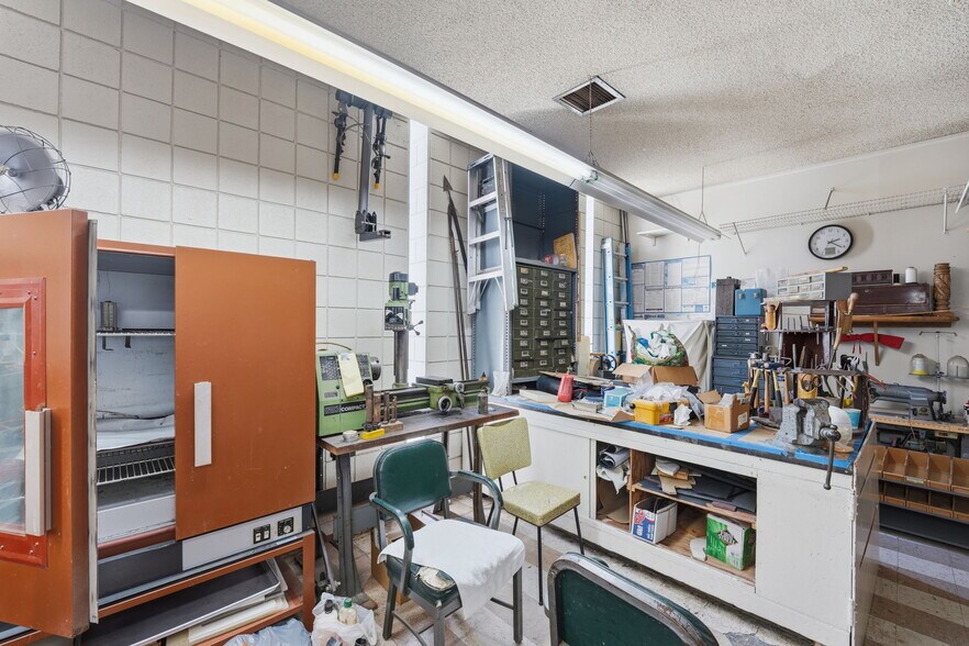 More Photos Of 2268 Long Beach Blvd, Long Beach Medical For Sale