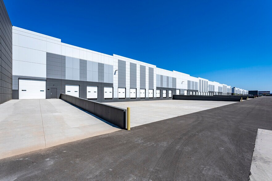 More Photos Of S Sossaman & E Pecos Rd, Mesa Unknown For Lease