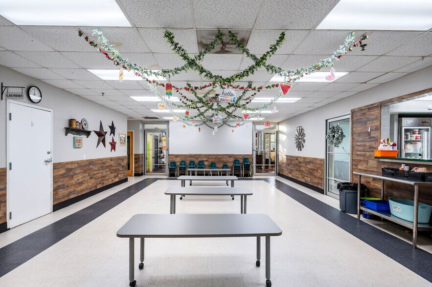 More Photos Of 10002 Camino Bandera, San Antonio Daycare Center For Sale