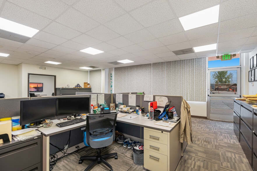 More Photos Of 578-580 E San Bernardino Rd, Covina Loft Creative Space For Sale