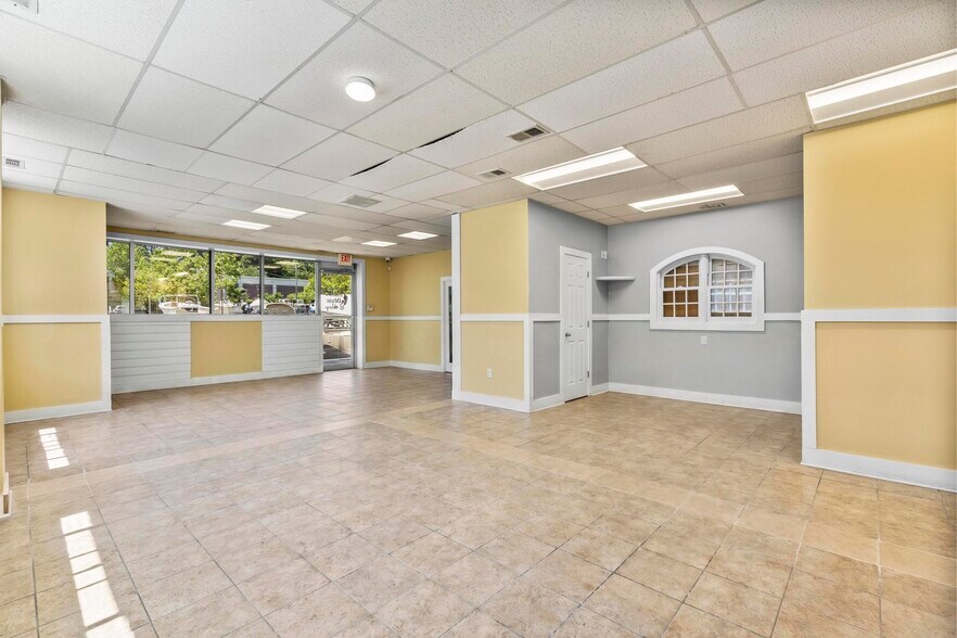 Primary Photo Of 314 Wilson Ave, Norwalk Warehouse For Lease