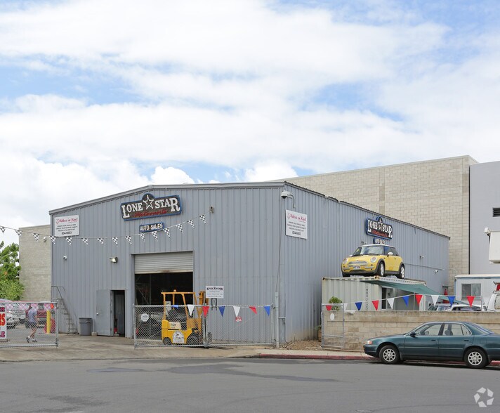 More Photos Of 1006 Mikole St, Honolulu Warehouse For Lease
