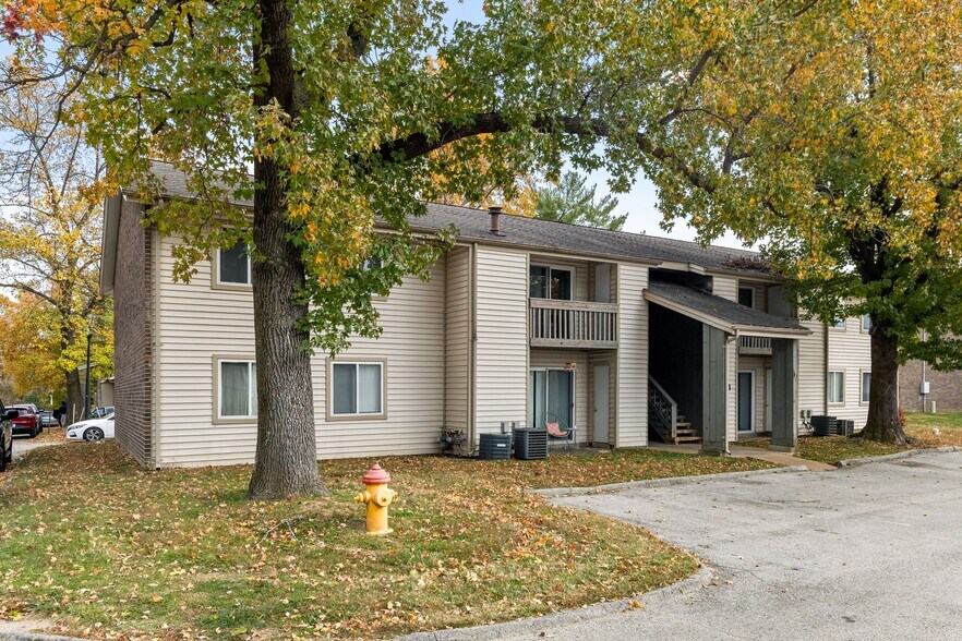 More Photos Of 11065 Dunklin Dr, Saint Louis Apartments For Sale