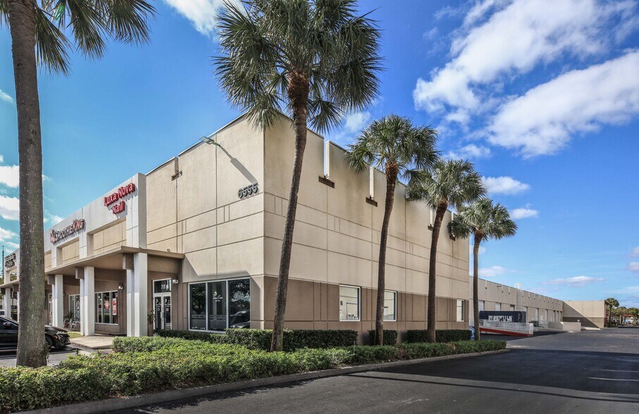 More Photos Of 6535 Nova Dr, Davie Unknown For Lease