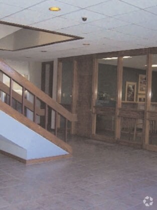 More Photos Of 444 Executive Center Blvd, El Paso Unknown For Lease