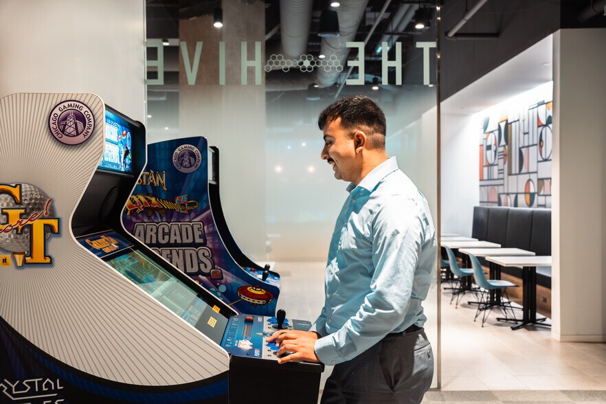 More Photos Of 1801 Main St, Houston Office For Lease