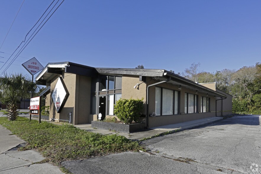 More Photos Of 4578 Blanding Blvd, Jacksonville Freestanding For Sale