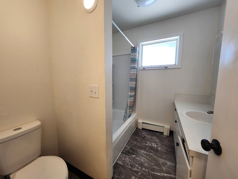 More Photos Of 3925 E 9th Ave, Anchorage Multifamily For Sale