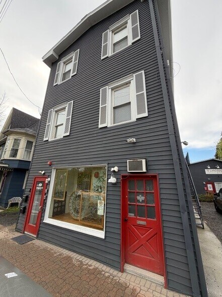Primary Photo Of 29 Race St, Frenchtown Storefront Retail Office For Sale