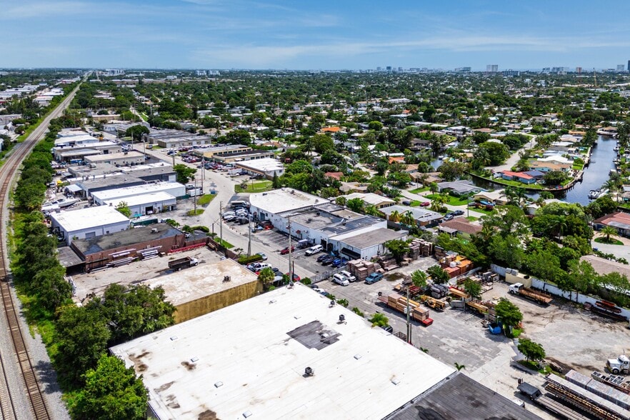 More Photos Of 1800-1812 SW 7th Ave, Pompano Beach Warehouse For Sale
