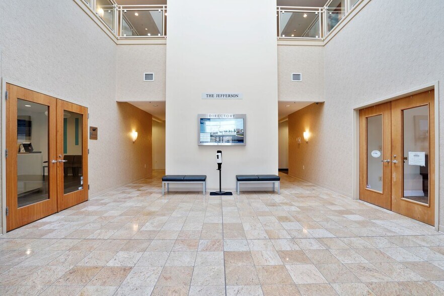 Primary Photo Of 44121 Leesburg Pike, Ashburn Medical For Lease