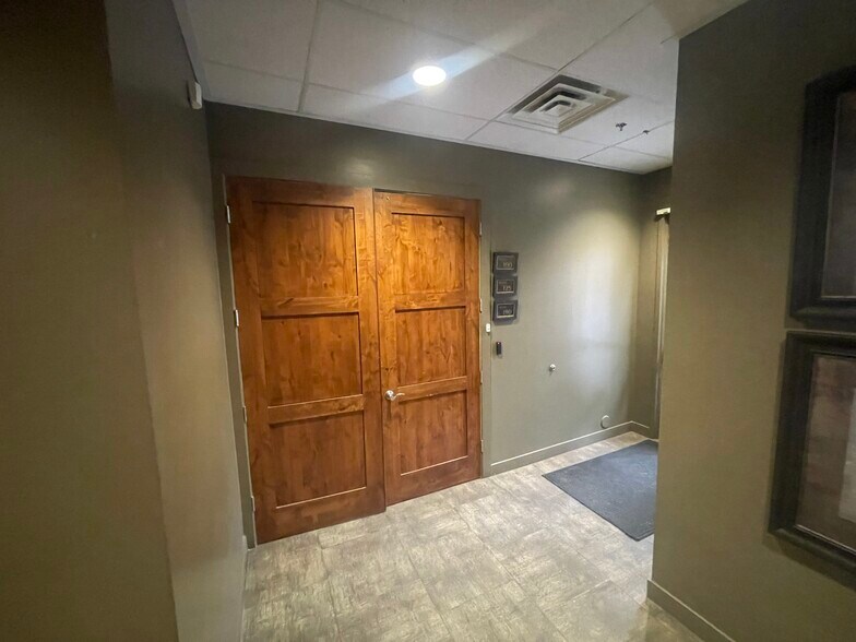 More Photos Of 11629 S 700 E, Draper Office For Sale