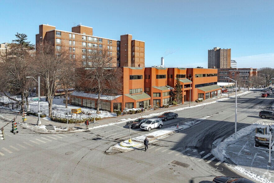 Primary Photo Of 330 Main St, Hartford Office For Sale