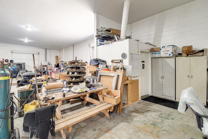 More Photos Of 103 Highland St, Orange City Warehouse For Sale